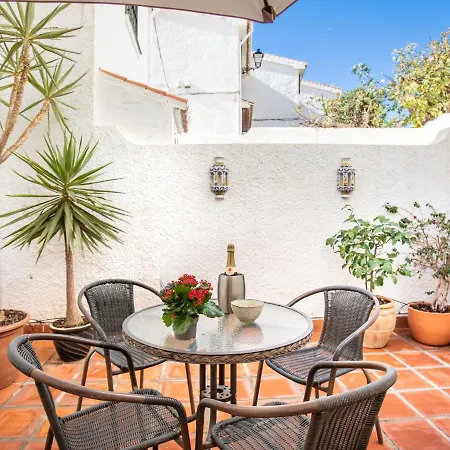 Pinsapos By Interhome Apartamento Nerja